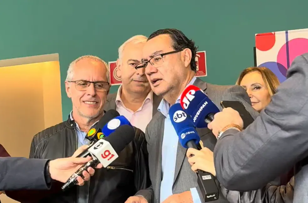 Augusto Cury critica política econômica de Lula e rejeita alianças